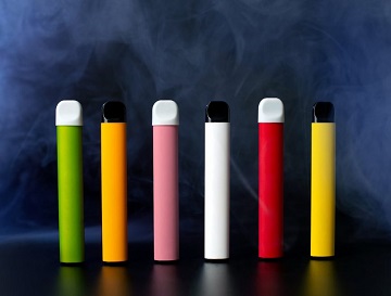 Reguliert die FDA tabakfreien E-Saft? Die vorgeschlagenen neuen Befugnisse eines Verbots von synthetischem Nikotin
    