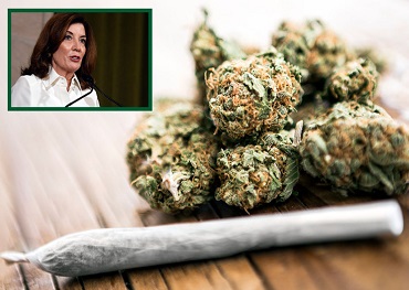 hohe Priorität: Kathy Hochul schwört, New Yorks legale Marihuana-Industrie zu starten Cuomo ist ins Stocken geraten